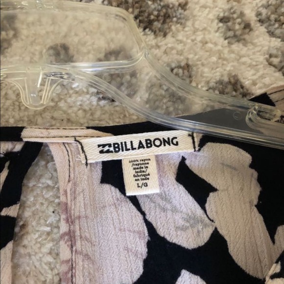 Billabong dress - Picture 3 of 3